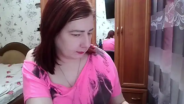 Snapshot of SophieNightAh chatting on February 28, 2026, 8:37 am SophieNightAh online show from February 28, 2026, 8:37 am