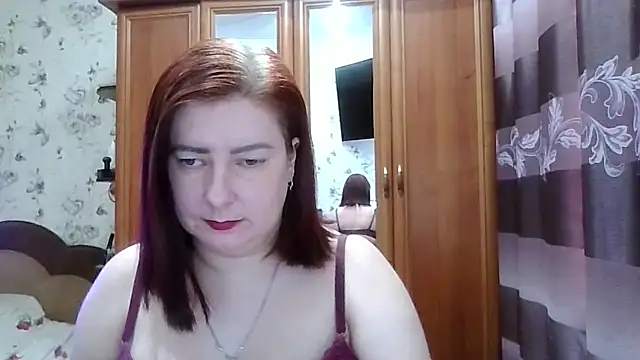 Snapshot of SophieNightAh chatting on March 10, 2026, 3:28 pm SophieNightAh online show from March 10, 2026, 3:28 pm