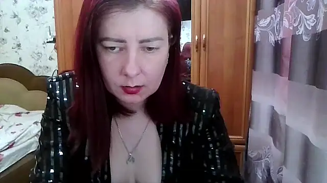 Snapshot of SophieNightAh chatting on May 4, 2026, 1:18 pm SophieNightAh online show from May 4, 2026, 1:18 pm