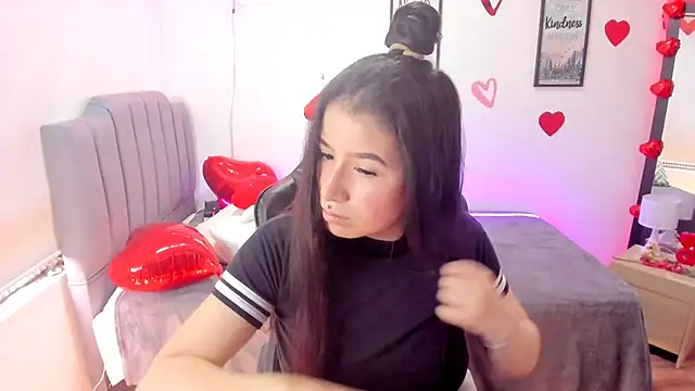 Amy joones online show from February 15, 2025, 5:07 pm