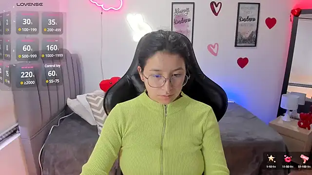 Amy joones online show from February 19, 2025, 1:39 pm