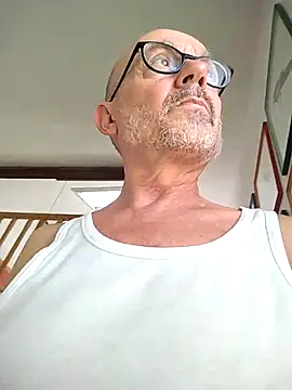 Snapshot of MadProfessor chatting on September 24, 2025, 12:19 pm MadProfessor online show from September 24, 2025, 12:19 pm