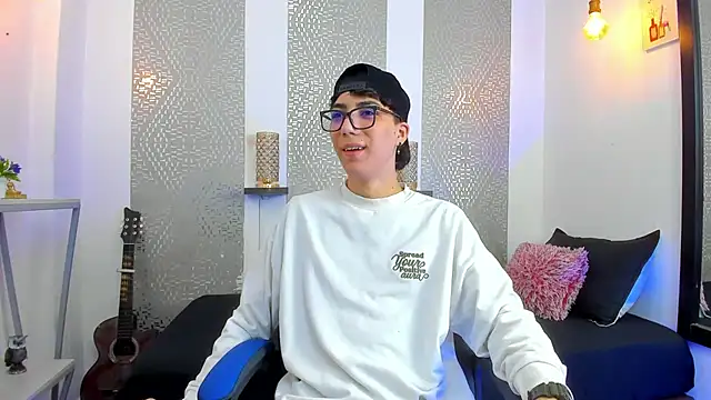 Snapshot of Nikolay_Gregori chatting on February 20, 2025, 4:07 am Nikolay Gregori online show from February 20, 2025, 4:07 am