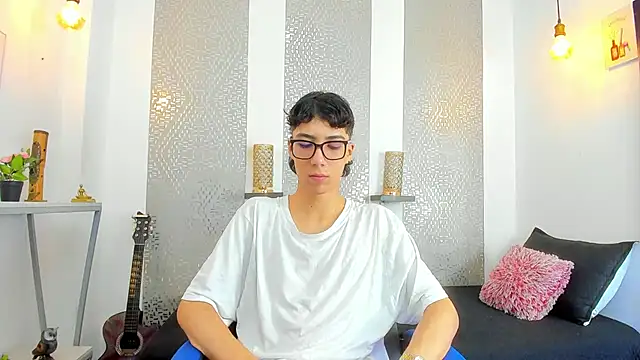 Snapshot of Nikolay_Gregori chatting on March 12, 2025, 4:08 am Nikolay Gregori online show from March 12, 2025, 4:08 am
