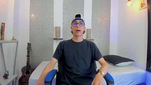 Snapshot of Nikolay_Gregori chatting on March 13, 2025, 4:05 am Nikolay Gregori online show from March 13, 2025, 4:05 am