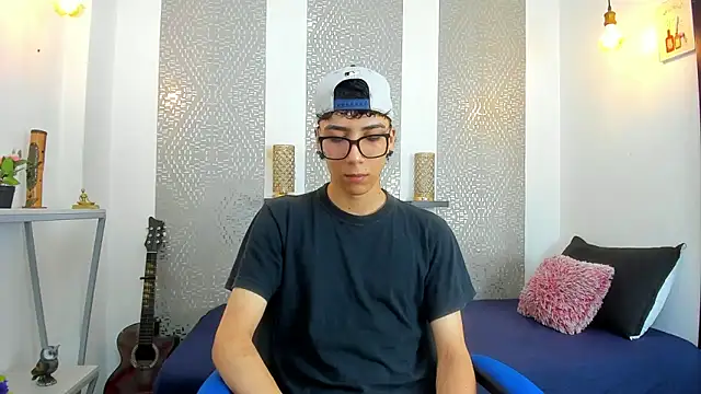Snapshot of Nikolay_Gregori chatting on March 14, 2025, 4:10 am Nikolay Gregori online show from March 14, 2025, 4:10 am