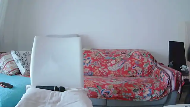 Snapshot of fragrance72 chatting on March 20, 2025, 1:48 pm fragrance72 online show from March 20, 2025, 1:48 pm