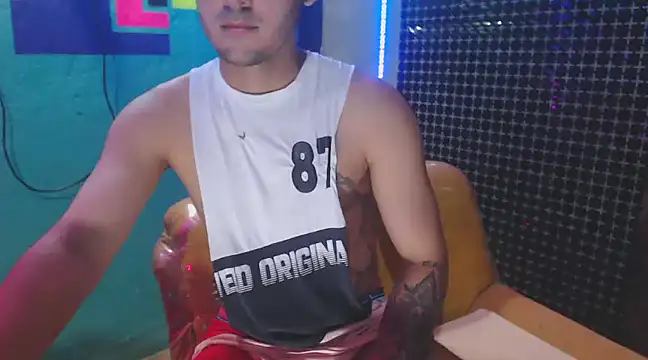 xxxxhotxoxo online show from December 15, 2024, 3:31 pm