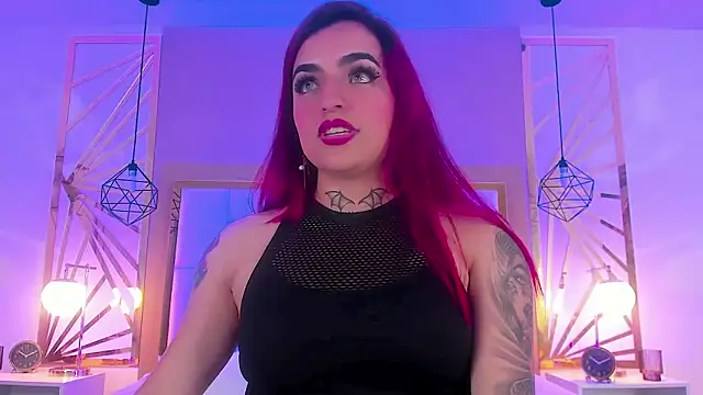 Snapshot of valeriee_millerr_ chatting on January 3, 2025, 6:14 pm valeriee millerr online show from January 3, 2025, 6:14 pm