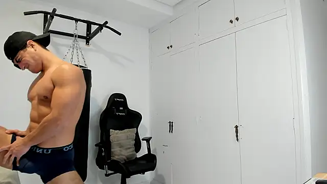 dan01  online show from January 17, 2026, 9:58 am