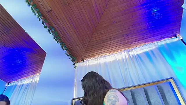 Snapshot of Eda_Bonne chatting on November 5, 2025, 12:38 pm Eda Bonne online show from November 5, 2025, 12:38 pm