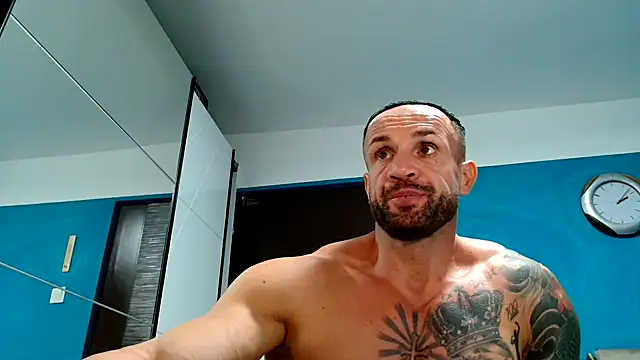 Magnificmuscles89 online show from September 27, 2025, 11:10 pm