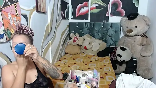 manzanahot9 online show from January 9, 2026, 10:29 am