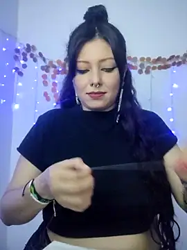 Snapshot of kristal_ktl chatting on November 12, 2025, 1:06 am kristal ktl online show from November 12, 2025, 1:06 am