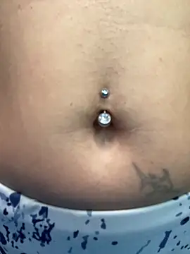 AnnikaRose online show from January 18, 2026, 1:26 pm