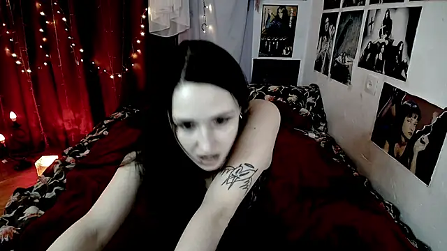 Snapshot of Tricky_Vicky666 chatting on January 11, 2026, 12:15 am Tricky Vicky666 online show from January 11, 2026, 12:15 am