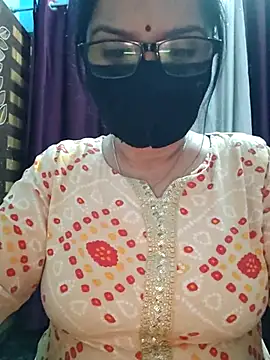 Aishwaryaa 69 online show from October 28, 2025, 4:42 pm