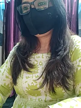 Aishwaryaa 69 online show from December 15, 2025, 7:34 am