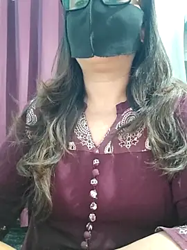 Aishwaryaa 69 online show from April 13, 2026, 9:59 am