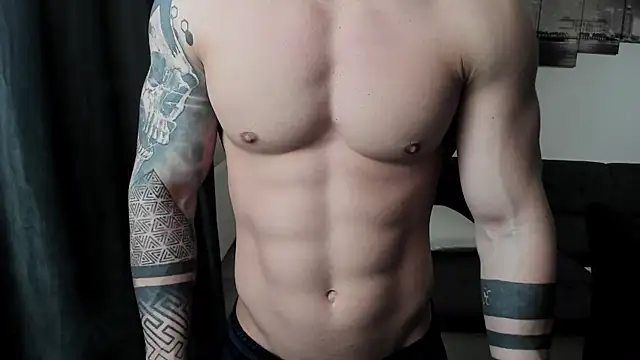 Snapshot of Richarddarell1 chatting on February 16, 2026, 6:20 am Richarddarell1 online show from February 16, 2026, 6:20 am