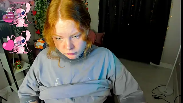 Snapshot of Cassie_xKiss chatting on February 15, 2026, 8:05 pm Cassie xKiss online show from February 15, 2026, 8:05 pm