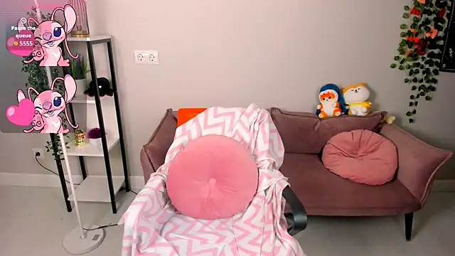 Snapshot of Cassie_xKiss chatting on February 28, 2026, 9:05 pm Cassie xKiss online show from February 28, 2026, 9:05 pm