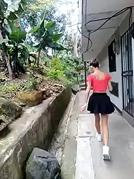 Snapshot of Rob_and_lizzy chatting on December 11, 2024, 8:50 pm Rob and lizzy online show from December 11, 2024, 8:50 pm