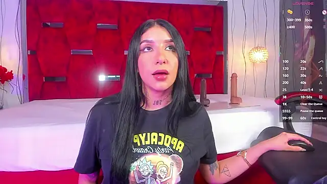 Snapshot of Leiaa_ chatting on February 20, 2026, 2:30 am Leiaa online show from February 20, 2026, 2:30 am