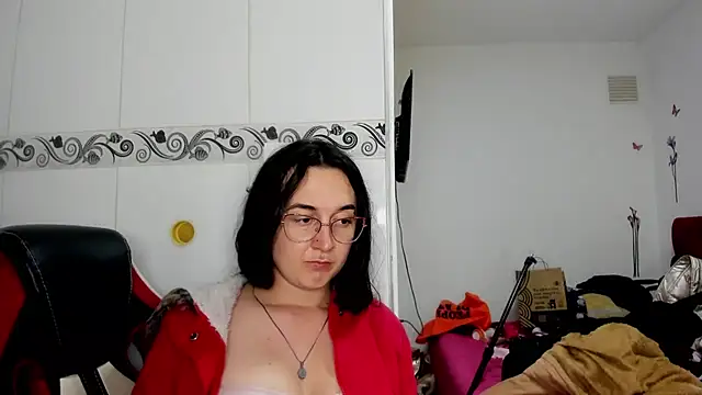 Sweet-Suck69 online show from June 17, 2026, 5:10 am