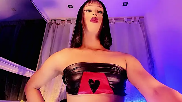 Vianca Chanel online show from September 28, 2025, 8:31 am