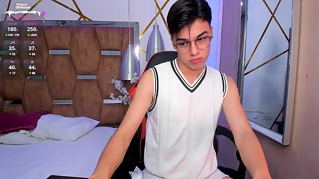 Gerony  online show from December 26, 2024, 6:52 am