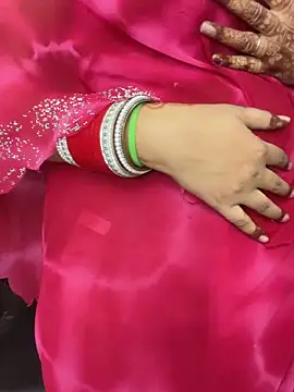 Snapshot of Cute-Russian chatting on February 9, 2026, 5:44 am Cute-Russian online show from February 9, 2026, 5:44 am