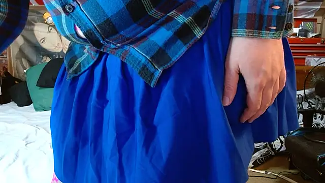 cosmicjones online show from October 18, 2025, 12:39 pm