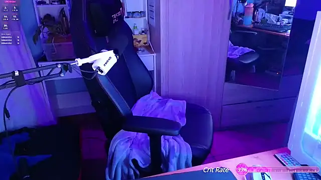 MemiKouki online show from March 13, 2025, 9:26 pm