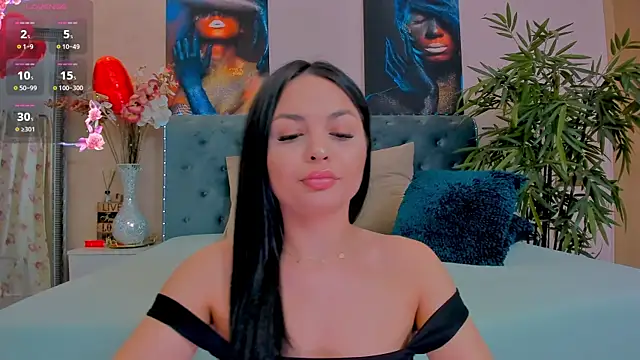 MichelleReys online show from March 18, 2025, 2:04 am