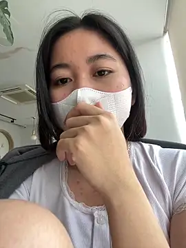 Snapshot of Lami_Mi chatting on April 4, 2026, 6:55 am Lami Mi online show from April 4, 2026, 6:55 am