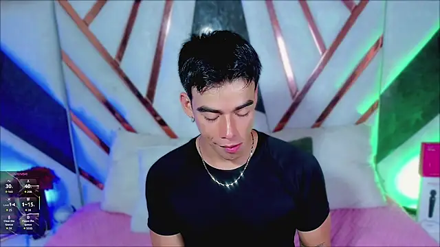 its liam18 online show from April 12, 2026, 9:53 pm