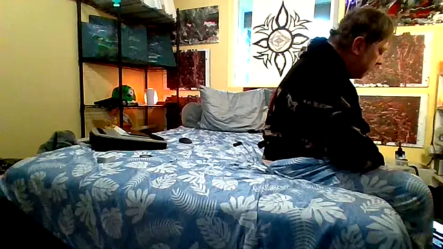 Snapshot of Mic_Oxinner chatting on December 20, 2025, 4:47 pm Mic Oxinner online show from December 20, 2025, 4:47 pm