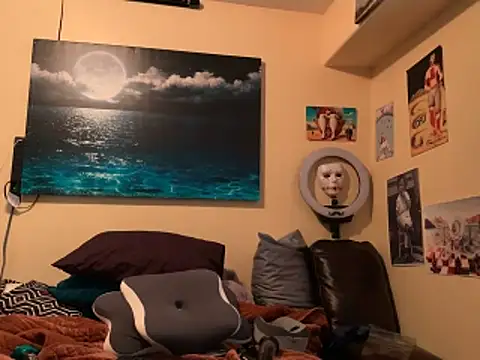 Snapshot of Mic_Oxinner chatting on April 13, 2026, 12:38 am Mic Oxinner online show from April 13, 2026, 12:38 am