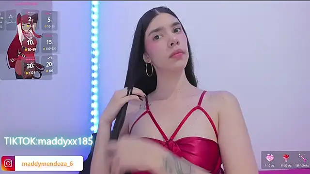 Snapshot of MaddyMendozaxx chatting on February 24, 2026, 4:21 am MaddyMendozaxx online show from February 24, 2026, 4:21 am