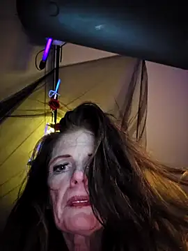 Avaivory online show from March 19, 2025, 6:14 am