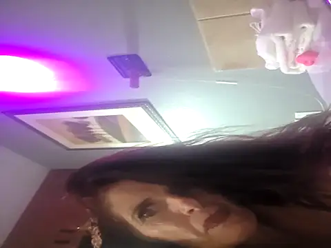 Avaivory online show from October 21, 2025, 5:30 am