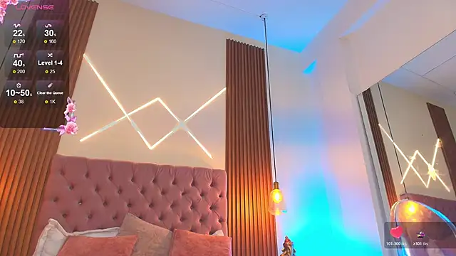 Snapshot of Sophia_turneer chatting on October 19, 2025, 9:48 pm Sophia turneer online show from October 19, 2025, 9:48 pm