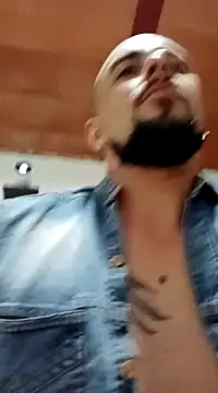 Snapshot of fire_menxxx001 chatting on February 8, 2025, 6:33 am fire menxxx001 online show from February 8, 2025, 6:33 am