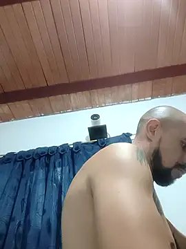 Snapshot of fire_menxxx001 chatting on April 9, 2026, 6:46 pm fire menxxx001 online show from April 9, 2026, 6:46 pm