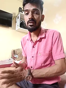 Snapshot of saggy1218 chatting on November 4, 2025, 8:57 am saggy1218 online show from November 4, 2025, 8:57 am