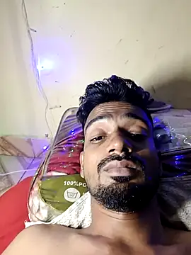 Snapshot of saggy1218 chatting on December 14, 2025, 10:58 pm saggy1218 online show from December 14, 2025, 10:58 pm