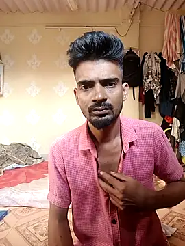 Snapshot of saggy1218 chatting on December 17, 2025, 10:21 am saggy1218 online show from December 17, 2025, 10:21 am