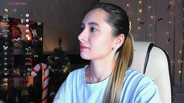 DarlaLike online show from December 21, 2025, 3:57 am