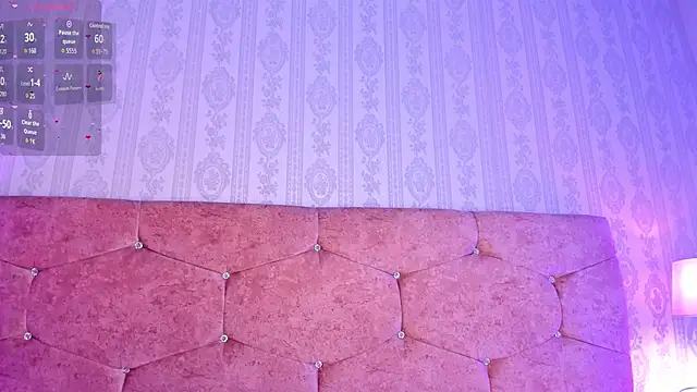 Snapshot of lunar_leen chatting on November 12, 2025, 7:24 pm lunar leen online show from November 12, 2025, 7:24 pm